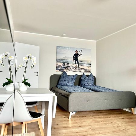 Weitblick Apartment Direkt Am Park Mit Kostenlosem Parkplatz Bremerhaven Exteriör bild