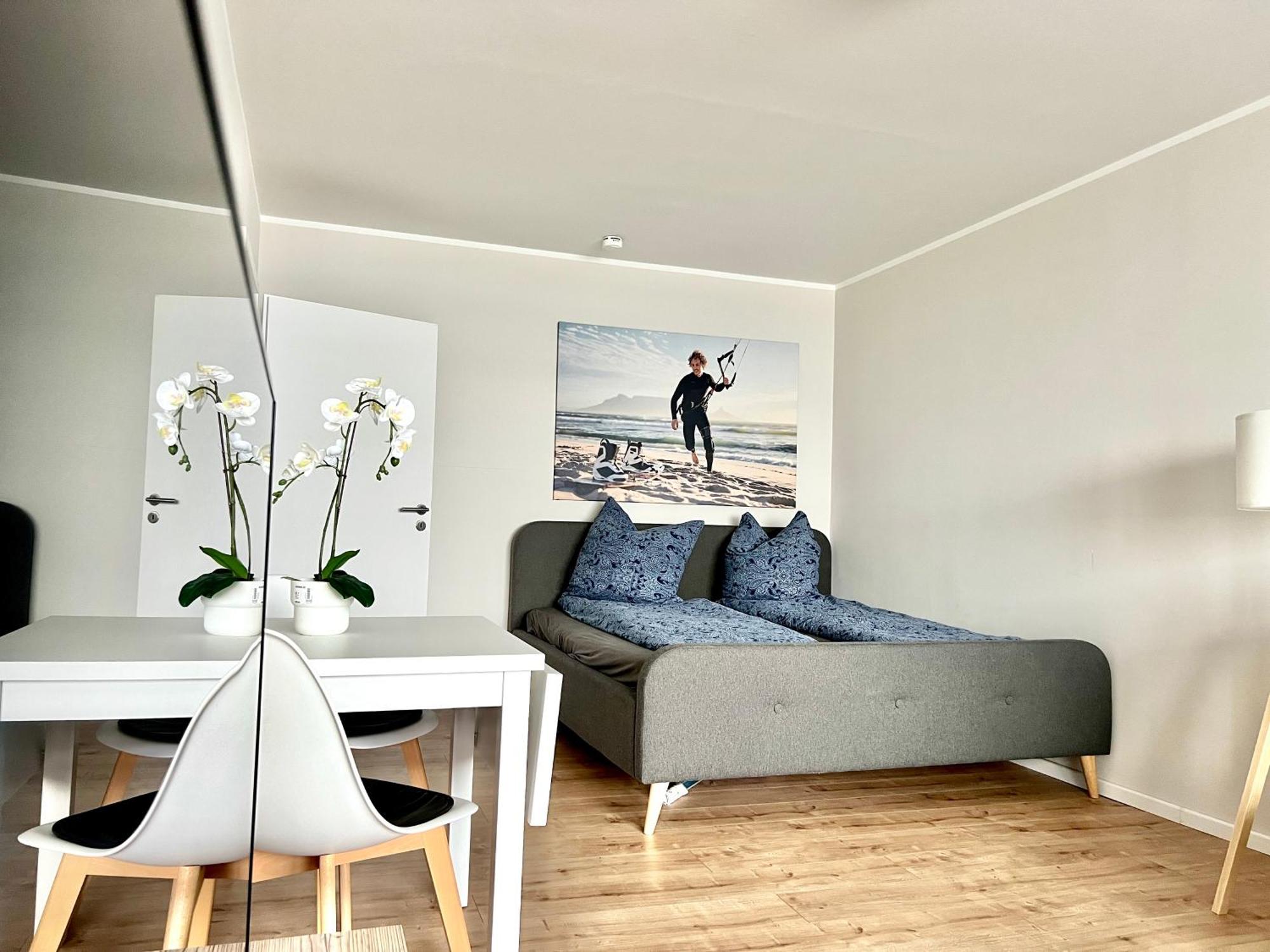 Weitblick Apartment Direkt Am Park Mit Kostenlosem Parkplatz Bremerhaven Exteriör bild